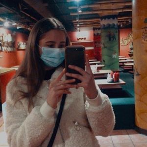 Meet your Posher, Brittney